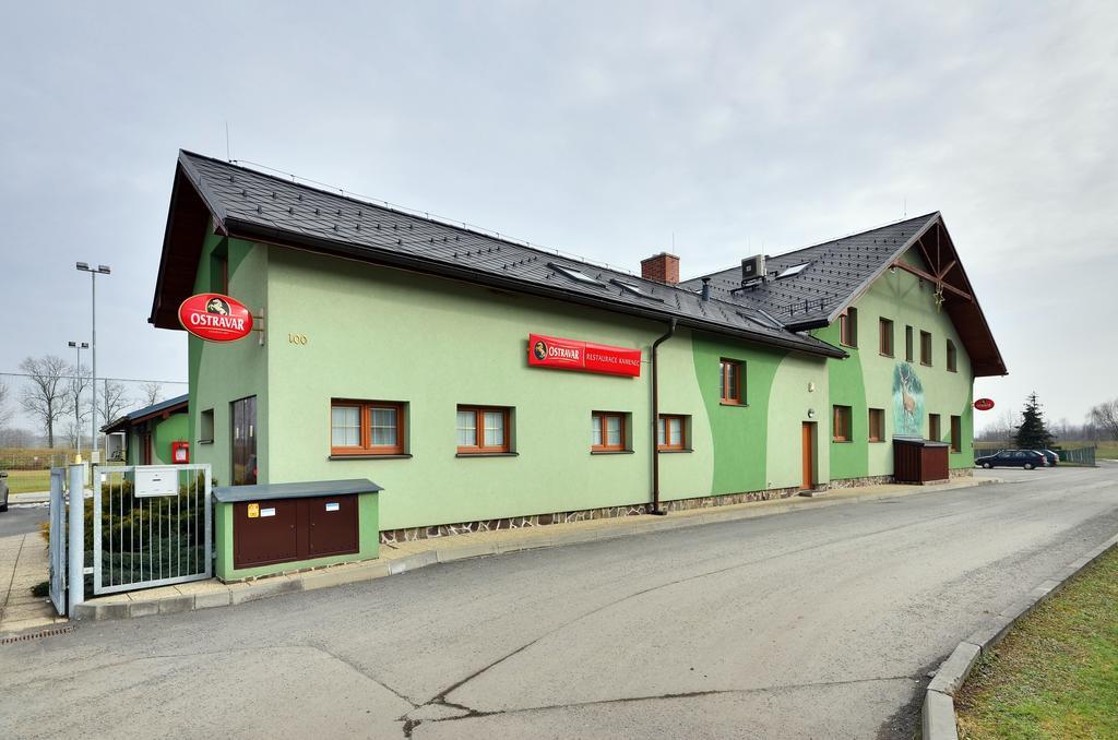 Hotel Restaurace a penzion Kamenec Jilešovice Exteriér fotografie